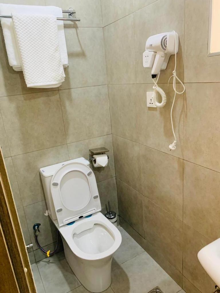 Swiss Pearl Continental Suite Wupa Dış mekan fotoğraf